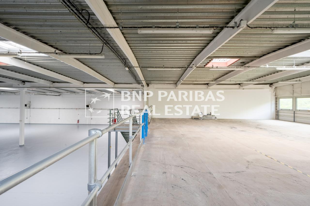Local d'activité Trappes 752m² Location local d'activité Trappes Yvelines OLACT2529340 9